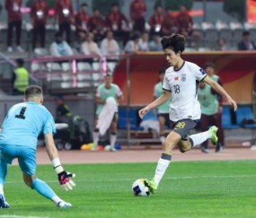 MK SPORT-人物小传之朱鹏宇：眼里有光的高材生 欲望即天赋